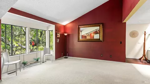 Living - 16 Elegant Tern Rd, Novato, CA 94949 photo 2 of 7