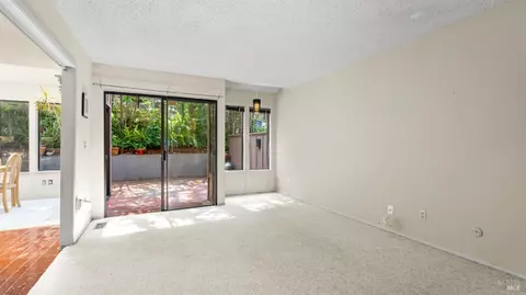 Living - 16 Elegant Tern Rd, Novato, CA 94949 photo 6 of 7