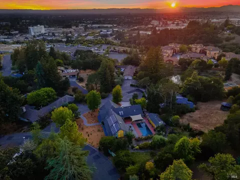 3333 Miraloma Dr, Santa Rosa, CA 95404