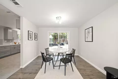 Dining - 2921 Willow Ct, Fairfield, CA 94533 photo 2 of 2
