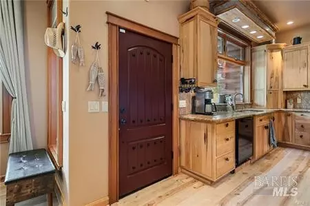 Entry Way - 2894 Silverado St, Clearlake, CA 95422 photo 2 of 3