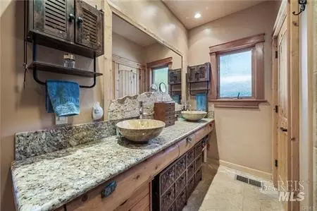 Bath - 2894 Silverado St, Clearlake, CA 95422 photo 1 of 9