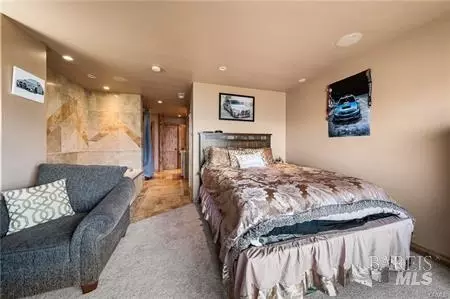 Bedroom - 2894 Silverado St, Clearlake, CA 95422 photo 8 of 8