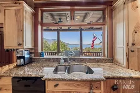 Kitchen - 2894 Silverado St, Clearlake, CA 95422 photo 4 of 11