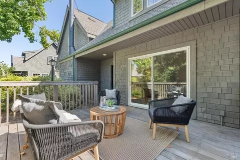 775 Miller Ave, Mill Valley, CA 94941 photo 2