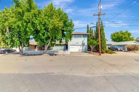 2625 Neotomas Ave, Santa Rosa, CA 95405