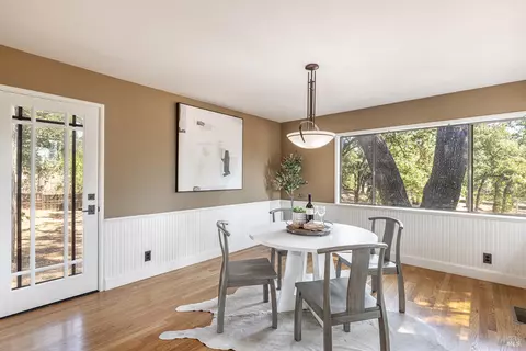 Dining - 525 Keyes Ave, Angwin, CA 94508 photo 1 of 4
