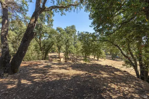 Exterior - 525 Keyes Ave, Angwin, CA 94508 photo 12 of 22