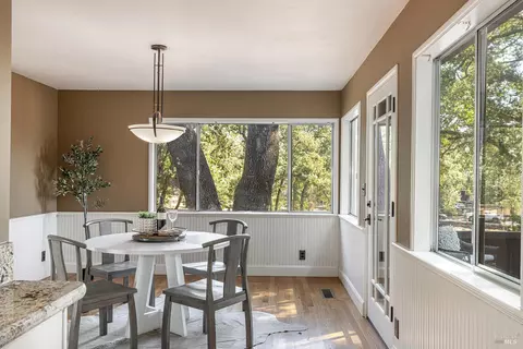 Dining - 525 Keyes Ave, Angwin, CA 94508 photo 2 of 4