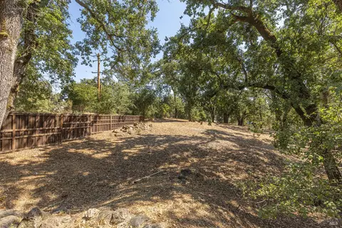 Exterior - 525 Keyes Ave, Angwin, CA 94508 photo 20 of 22