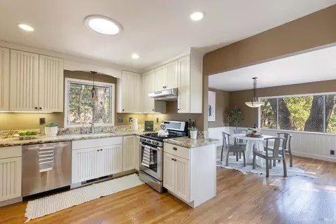 Kitchen - 525 Keyes Ave, Angwin, CA 94508 photo 2 of 5
