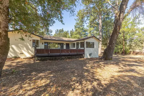Exterior - 525 Keyes Ave, Angwin, CA 94508 photo 15 of 22