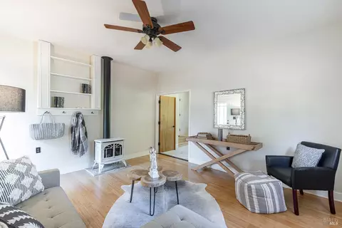 Living - 525 Keyes Ave, Angwin, CA 94508 photo 3 of 5