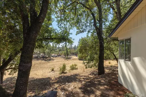 Exterior - 525 Keyes Ave, Angwin, CA 94508 photo 13 of 22