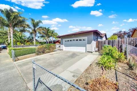 Exterior - 224 De Paul Dr, Vallejo, CA 94589 photo 2 of 7