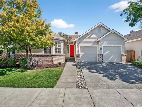 324 Breeden St, Santa Rosa, CA 95409