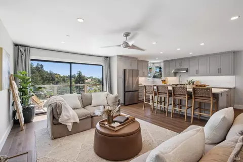 34 Broadview Dr, San Rafael, CA 94901