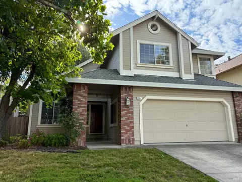 104 Creek Way, Santa Rosa, CA 95403