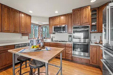 681 Sanel Dr, Ukiah, CA 95482 photo 8