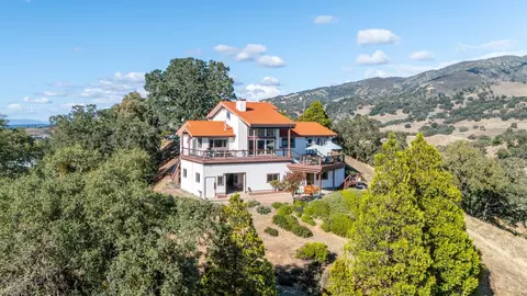 681 Sanel Dr, Ukiah, CA 95482