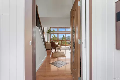 681 Sanel Dr, Ukiah, CA 95482 photo 4