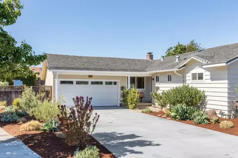 14 Seawolf Psge, Corte Madera, CA 94925