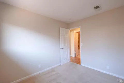 Bedroom - 1634 Severus Dr, Vallejo, CA 94589 photo 6 of 8