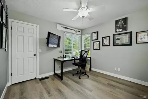 462 Riesling St, Cloverdale, CA 95425 photo 17