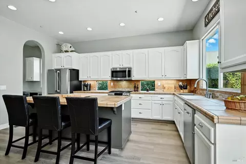 462 Riesling St, Cloverdale, CA 95425 photo 9