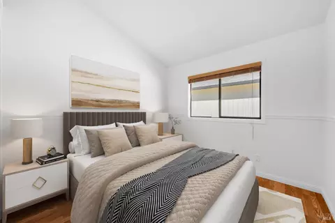 Bedroom - 572 Eldridge Ave, Vacaville, CA 95688 photo 1 of 7
