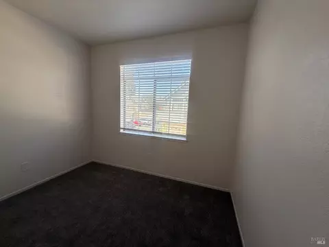 40 Manchester Ln W, Fairfield, CA 94533 photo 6
