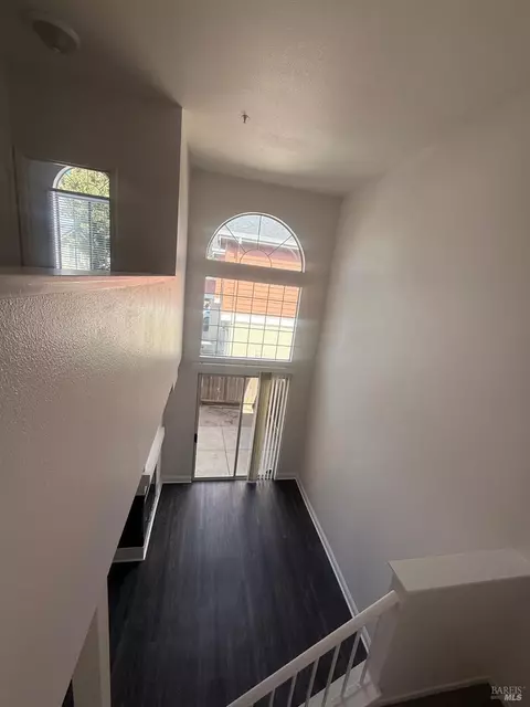 40 Manchester Ln W, Fairfield, CA 94533 photo 11