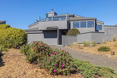 141 Condor Ct, Bodega Bay, CA 94923