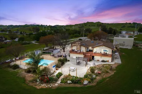 4265 Summerwood Ct, Vacaville, CA 95688