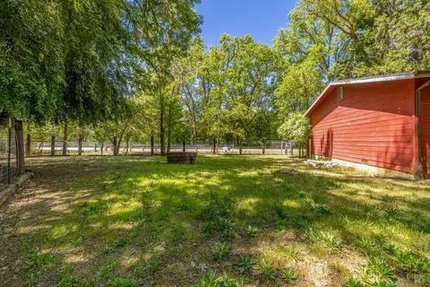 3901 Canyon Rd, Willits, CA 95490 photo 17