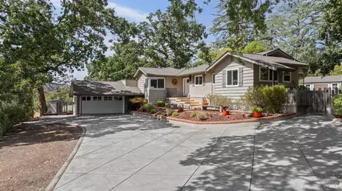 517 La Gonda Way, Danville, CA 94526