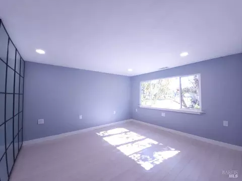 Bedroom - 6060 Oak Ave, Cotati, CA 94931 photo 1 of 2