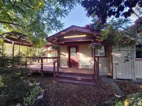 Exterior - 6060 Oak Ave, Cotati, CA 94931 photo 8 of 13