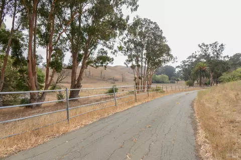 1 St Johns Mine Rd, Vallejo, CA 94591 photo 12