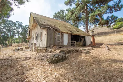 1 St Johns Mine Rd, Vallejo, CA 94591 photo 21