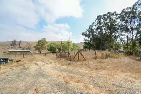 1 St Johns Mine Rd, Vallejo, CA 94591 photo 25