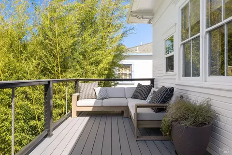Exterior - 744 B St, Petaluma, CA 94952 photo 4 of 17