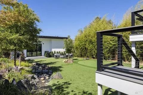 Exterior - 744 B St, Petaluma, CA 94952 photo 13 of 17