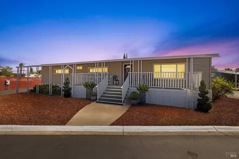 55 Lemon Tree Cir, Vacaville, CA 95687