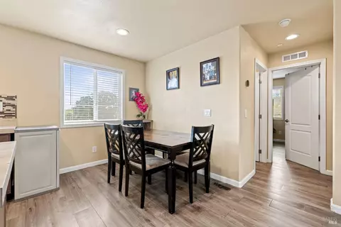 Dining - 4203 Independence Ln, Vacaville, CA 95688 photo 1 of 1