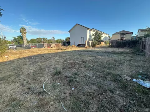 25 Missouri St, Vallejo, CA 94590 photo 3