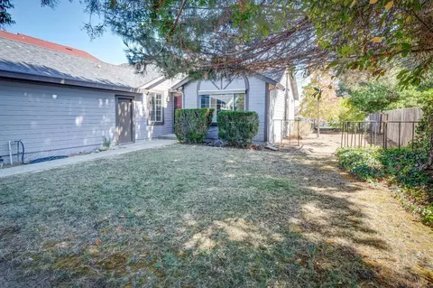 Exterior - 200 Fieldstone Ct, Vallejo, CA 94589 photo 2 of 7