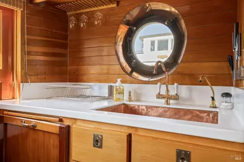 13 S 40 Dock, Sausalito, CA 94965 photo 26