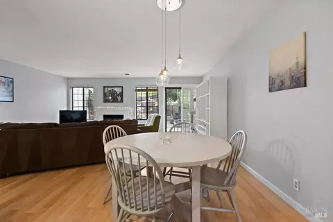 Dining - 1764 Devonshire Dr, Benicia, CA 94510 photo 1 of 2