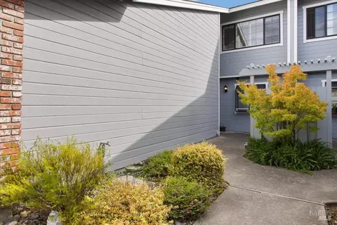 Exterior - 1764 Devonshire Dr, Benicia, CA 94510 photo 2 of 10